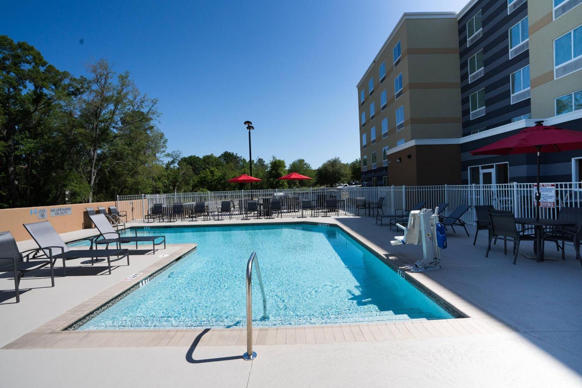 Fairfield Inn & Suites By Marriott Gainesville I-75 Eksteriør billede