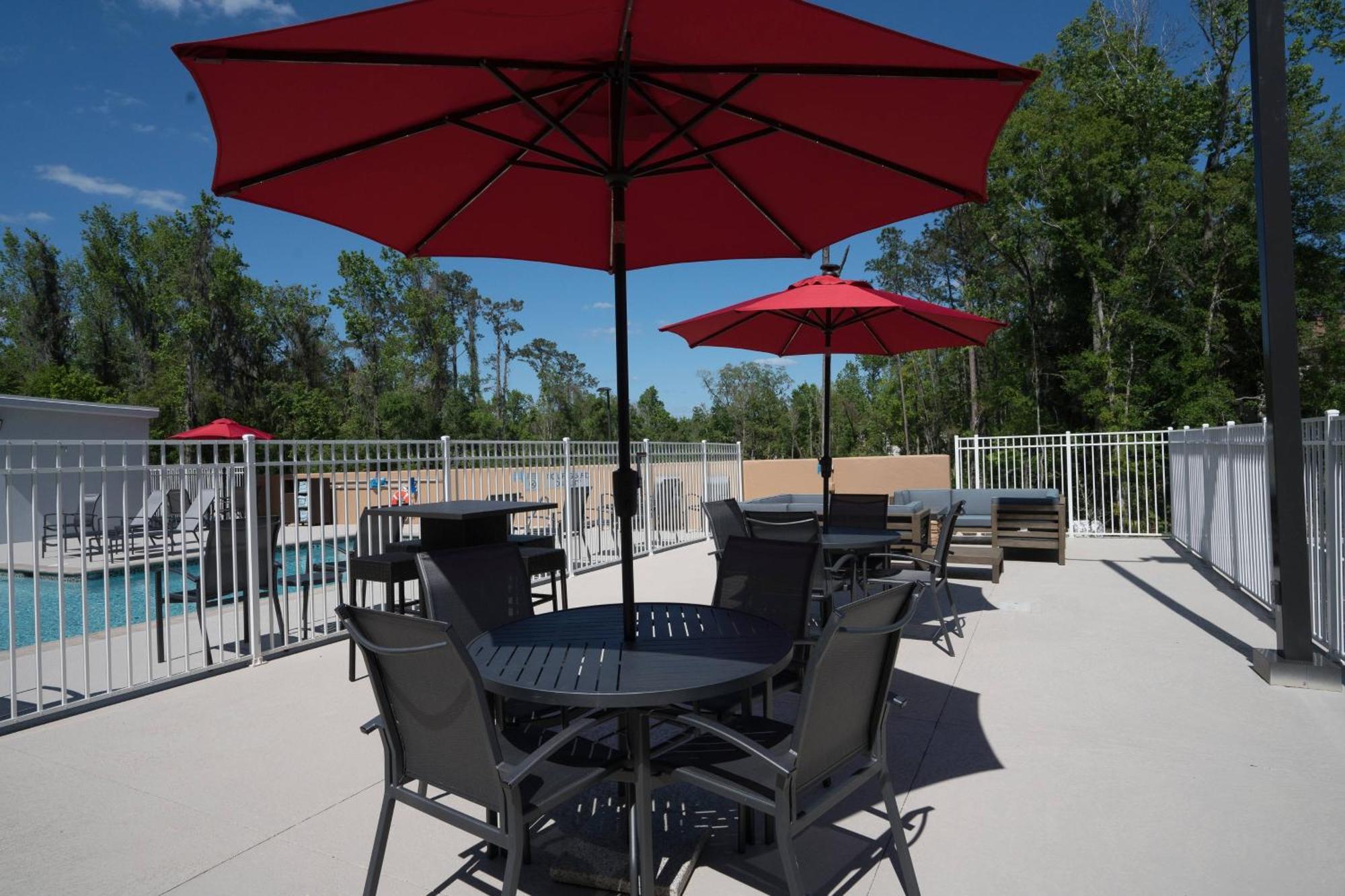 Fairfield Inn & Suites By Marriott Gainesville I-75 Eksteriør billede