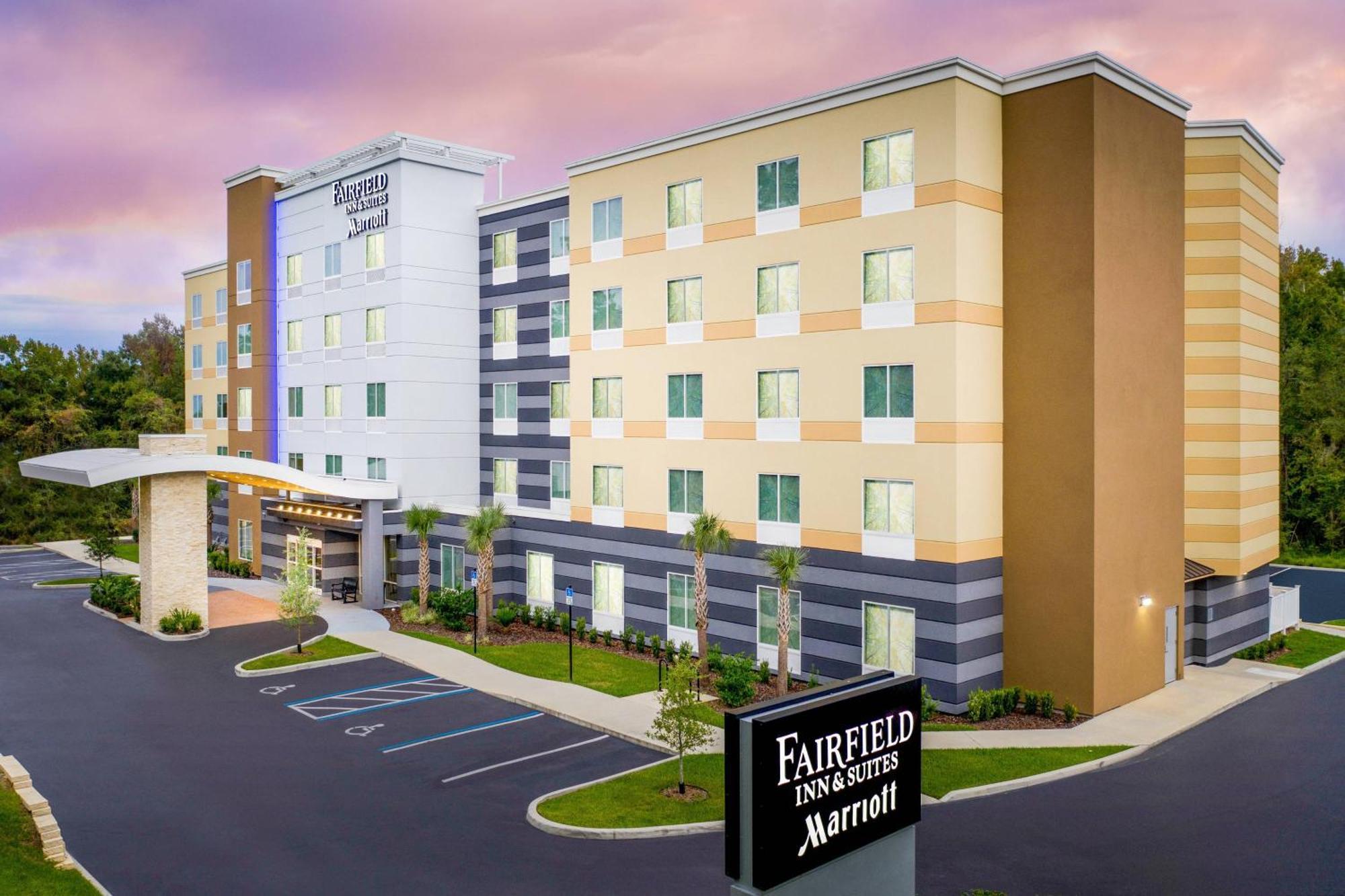 Fairfield Inn & Suites By Marriott Gainesville I-75 Eksteriør billede
